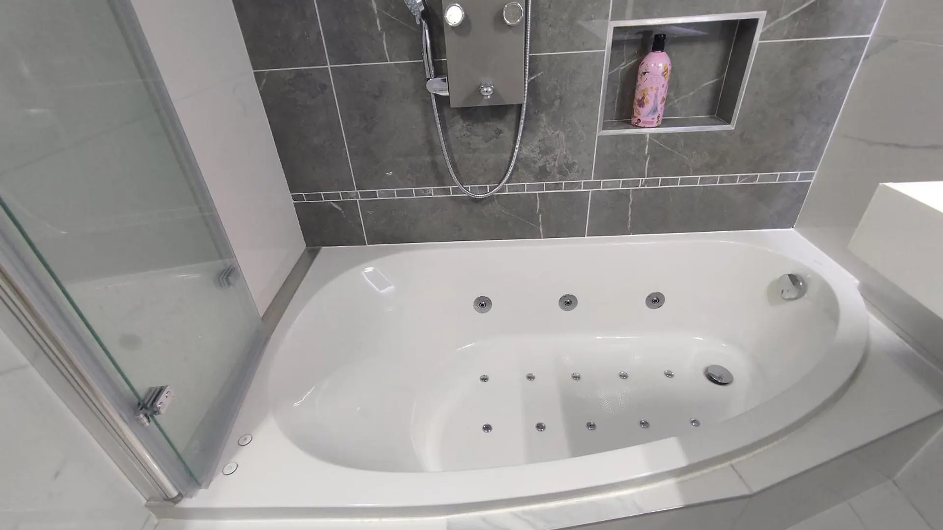 Eaux Bulles Azur Apartment Cagnes-sur-Mer France